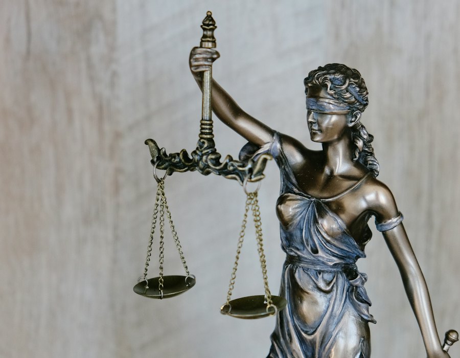 Legalb aplicada ao setor jurídico